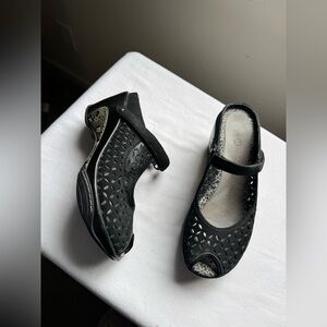 Jambu J-41 Women's Journey Encore Wedge Suede Leather Sandal Black Size 7